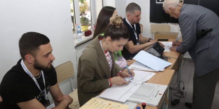 KQZ cakton datën 23 Korrik për përsëritjen e zgjedhjeve në Rrogozhinë