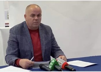 Arrestim dhe burg? Çfarë pritet të ndodhë me Safet Gjicin pas videos sek*uale në zyrë!