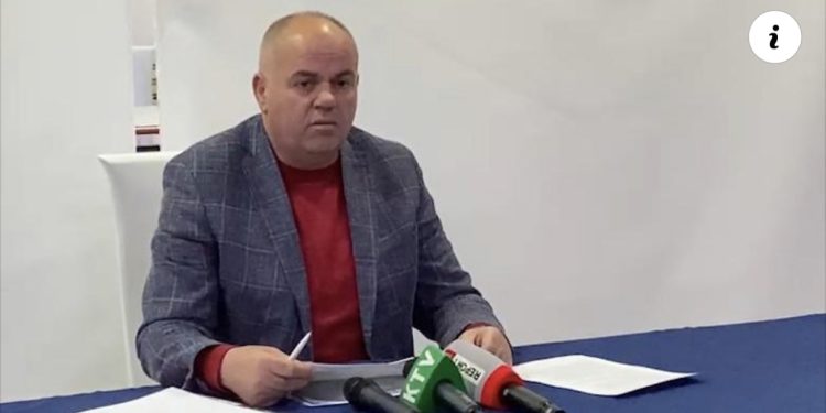 Arrestim dhe burg? Çfarë pritet të ndodhë me Safet Gjicin pas videos sek*uale në zyrë!