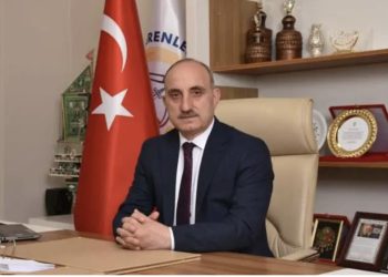 Po punonte në zyrë, ndërron jetë kryebashkiaku turk