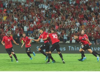 FOTO/ Euro 2024: Sylvinho i beson lojës sulmuese, formacionet zyrtare ndaj Moldavisë