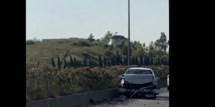 VIDEO/ Aksidenti i rëndë te rrethrrotullimi i TEG, ndërron jetë 40-vjeçari