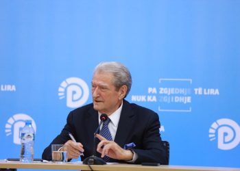 Farsa elektorale në Elbasan/ Berisha: 70 përqind e operatorëve kanë shkelur ligjin