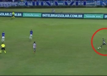 VIDEO/ Gol nga mesi i fushës, Hulk-u i befason të gjithë