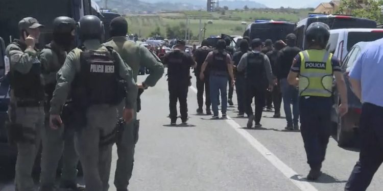 FOTO/ I vdekuri brenda spitalit të kampit, qeveria e mohoi