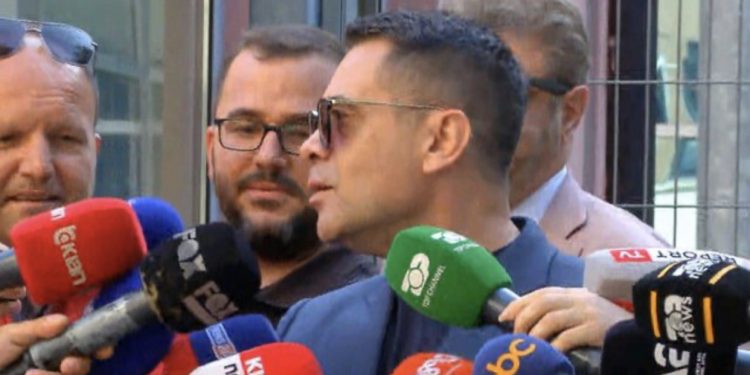 A keni frikë nga arrestimi? Si iu përgjigj Ahmetaj gazetarëve