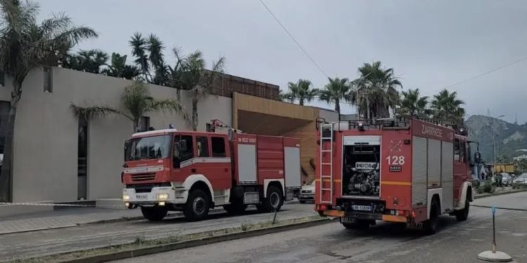 Përfshihet nga flakët sërish lokali i Noizy-t