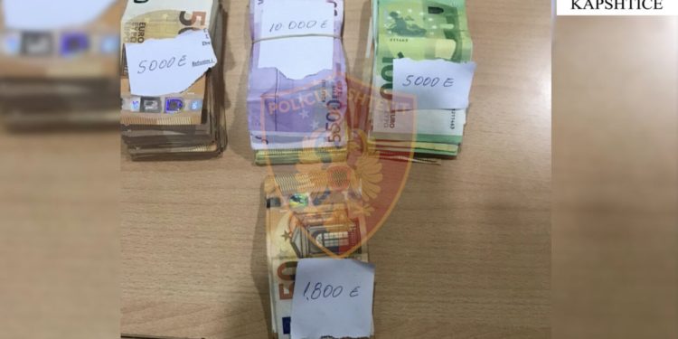 Kapet një çantë me Euro në Kapshticë