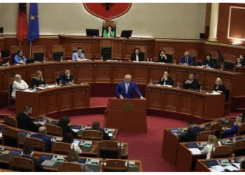 “Priten ndryshime në qeveri”/ Paralajmëron analisti: Kriteri i Ramës, ministra jo më shumë se 6 vite