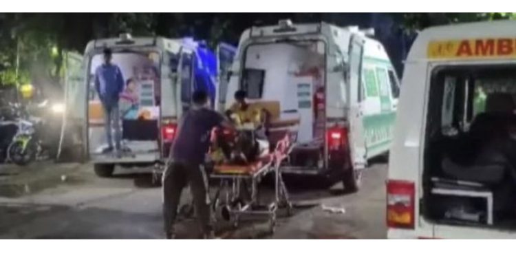 12 të vdekur nga përplasja e dy autobusëve