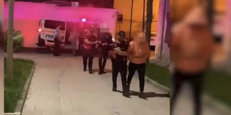 EMRAT/ Shpërndanin kokainë dhe kanabis nëpër ambiente festive në Dhërmi, në pranga 3 të rinj!