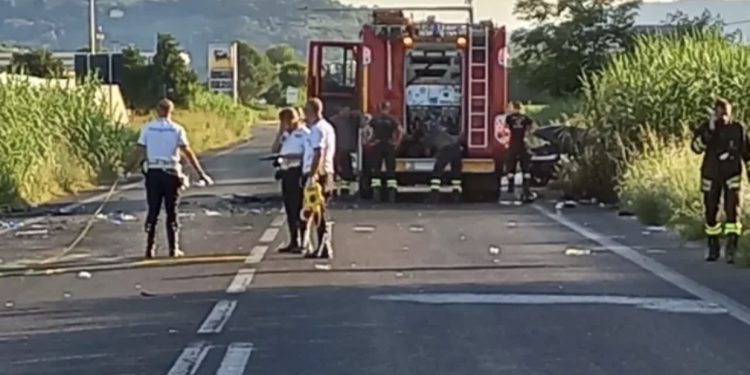 Arratia nga policia shkon keq, aksident i rëndë në Itali, 2 të vdekur