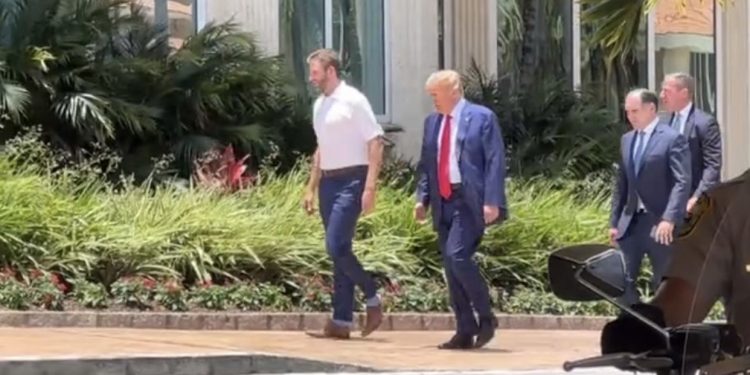 Përfundon seanca gjyqësore/ Ish presidenti Trump: Jemi një vend në rënie