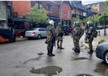 Serbët në Zveçan dalin sërish në protestë, Europa diskuton në Moldavi për Kosovën