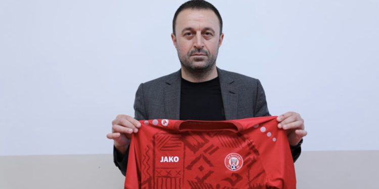 Klodian Duro merr zyrtarisht drejtimin e klubit kosovar