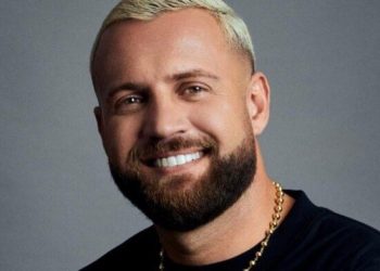 Luiz Ejlli po bën lek me thasë, ja sa ka marr për një natë në Amerikë