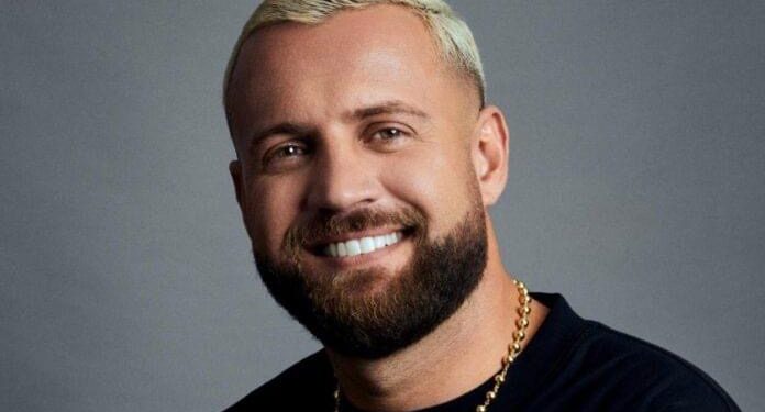 Luiz Ejlli po bën lek me thasë, ja sa ka marr për një natë në Amerikë