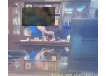 VIDEO- SKANDAL/ Safet Gjici seks me punonjësen në zyrë