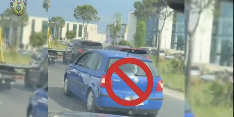 Tapë në timon dhe pa patentë, arrestohen 26 shoferë