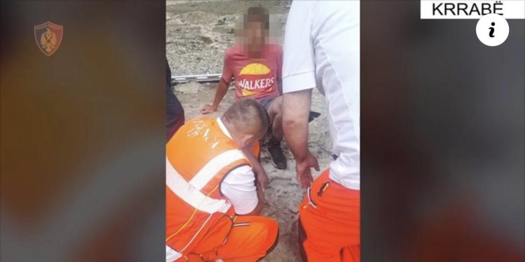 VIDEO/ Shpëtohet turisti çek te “Syri i Ciklopit” në Krrabë, u rrëzua nga lartësia