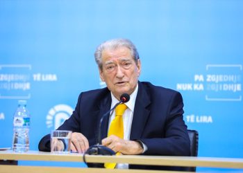 Berisha: Ftoj DASH dhe Kongresin e SHBA-ve të hetojë për pronat e Yuri Kim në Shqipëri