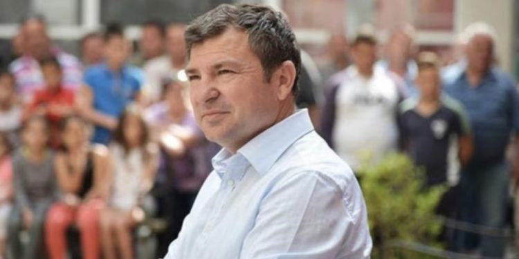 Dosja/ Pallati që “gozhdoi” Dakon, si “mbinë” katet pa leje?