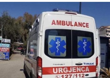 VIDEO/ E rëndë në Durrës, bie nga kati i gjashtë i hotelit turistja polake