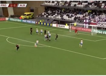 GOOOOL/ Spektakolar Kristjan ASLLANI!!! Mesfushori “fshin merimangat” në trekëndësh dhe risjell avantazhin e Shqipërisë