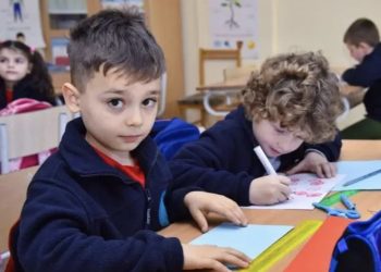 Nis regjistrimi i fëmijëve në klasën e parë, ja procedurat që duhen ndjekur