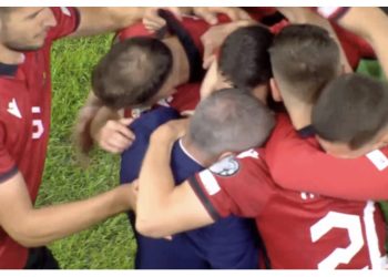 GOOOOL/ KRYEVEPËR e Jasir ASANIT!!! Shqipëria në avantazh me anë të një supergoli