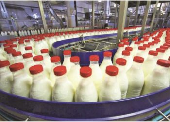 Rënia e blegtorisë, qumështi i importit zëvendëson prodhimin vendas, është më i lirë