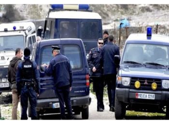 Pritë dhe plumba! Kush është Sandokani që u qëllua në Dibër?