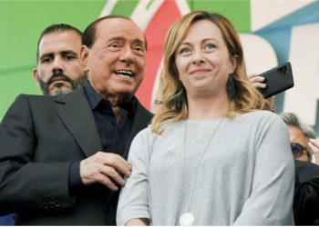 Pse vdekja e Berlusconit e bën Melonin më të fortë