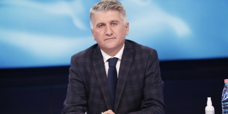 Gjekmarkaj: Basha po tenton puç për të marrë PD-në