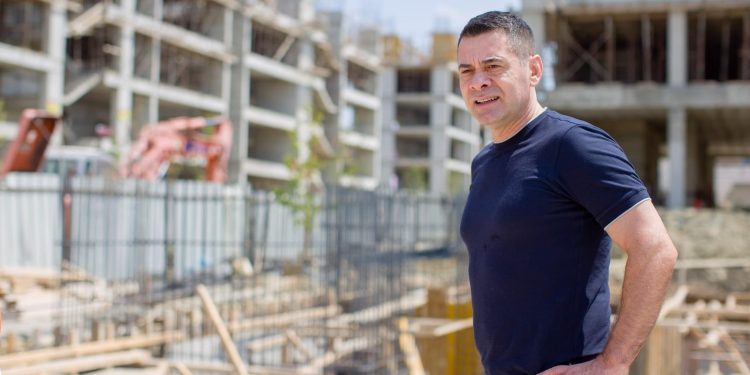 Po ndodh tani/ SPAK kërkon ta arrestoj, Arben Ahmetaj arratiset nga Shqipëria