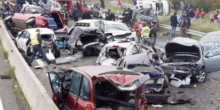 Aksident tragjik në Greqi, 5 shqiptarë të vdekur