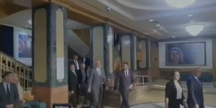 Takimi me Konjufcën, Rama nuk kursen thumbat për Kurtin