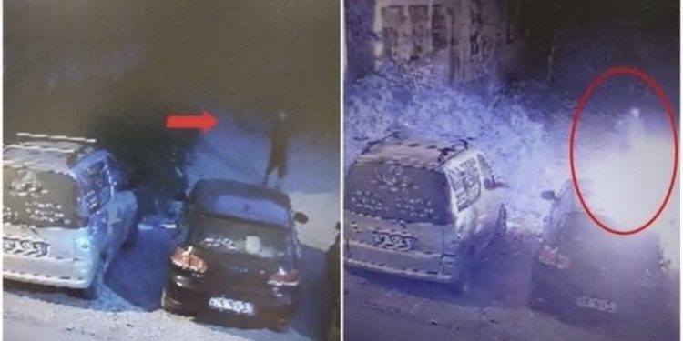 VIDEO/ Momenti kur autori me kapele i vendos flakën makinës në Vlorë, digjet edhe vetë