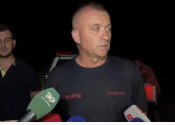 “Kanë tërhequr njëri-tjetrin”, përgjegjësi i zjarrfikëses në Gramsh: Liqeni ka gropa, viktimat nuk dinin not