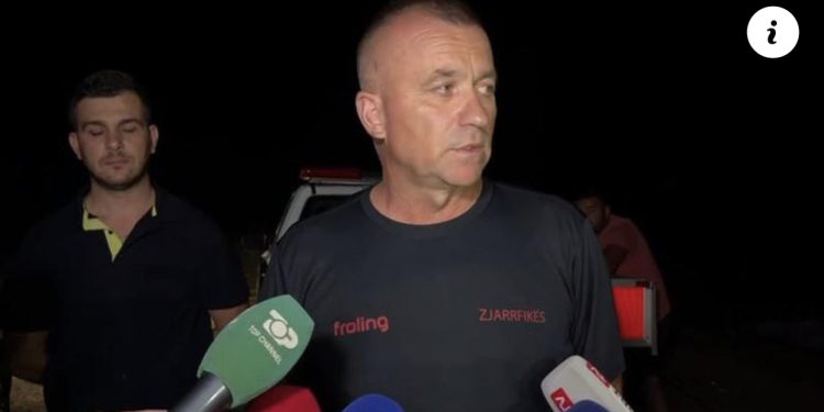 “Kanë tërhequr njëri-tjetrin”, përgjegjësi i zjarrfikëses në Gramsh: Liqeni ka gropa, viktimat nuk dinin not