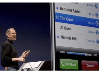Çmenduri, iPhone i vitit 2007 shitet në ankand 400 herë më shumë se vlera e tij