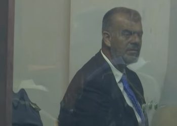 Lefter Koka nxehet në gjyq: Më futi në burg Meta me fallxhoren! Nuk ka burra më sot