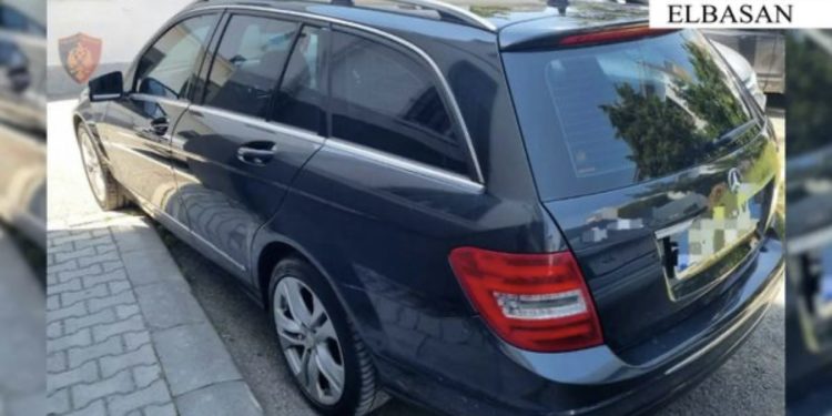 Qëllon Çapja! Sherr dhe plumba në Elbasan!