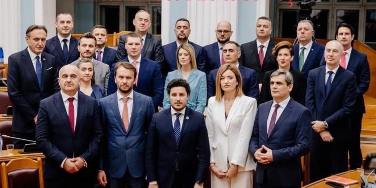 Dëm shtetit 2.9 milionë euro, prokuroria nisin hetimet ndaj 9 ministrave dhe zyrtarëve të lartë në Malin e Zi