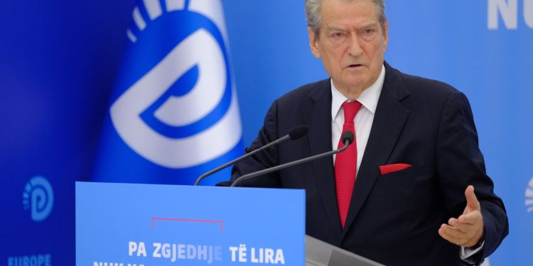 Berisha: Emërimi i Ballës, eksponentit kryesor të lidhur me krimin, drogën, vrasje, e dorëzon rendin në duart e bandave