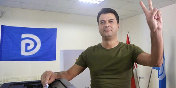 50 mijë demokratë i përjashtoi! Voton Basha: Jemi gati për një nisje të re