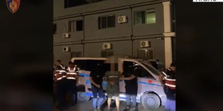 VIDEO/ Vrasja në Fushë Krujë, arrestohet Valter Bami