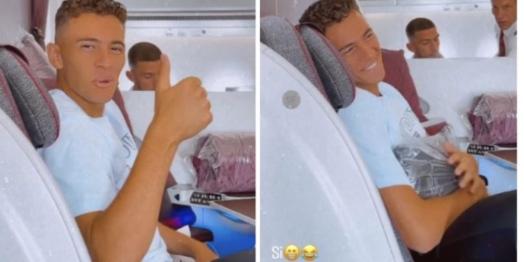 VIDEO/ Interi niset drejt Japonisë, Çalhanollu dhe Asllani bëjnë humor në avion: A do vish? Po!