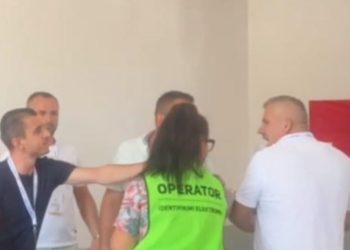 Rrogozhina në zgjedhje, ja sa është pjesëmarrja e votuesve deri më tani