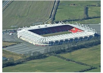 Ndërtoi stadium për Premier Ligën por fundosi klubin, njihuni me historinë e çuditshme nga Anglia